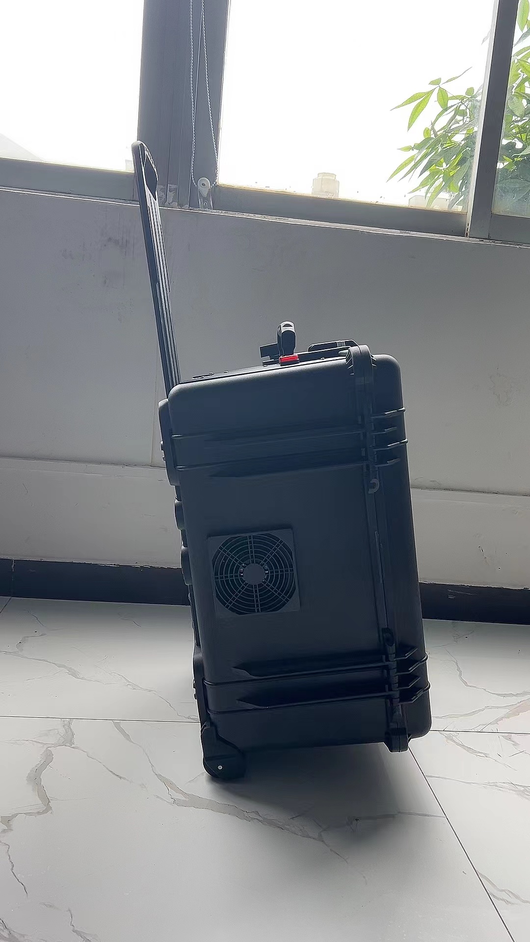 九所镇手拉箱型移动通信干扰器