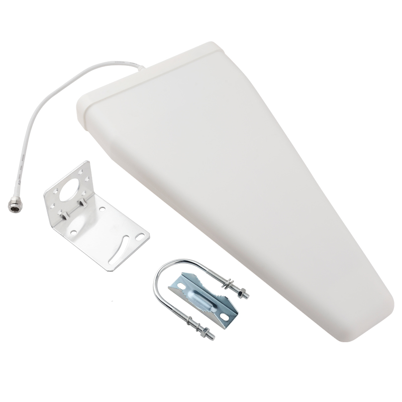  九所镇对数周期天线定向接收发射700-3700MHz